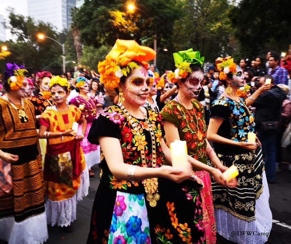 The Dia de Los Muertos festival is one of the top things to do in Dallas this October 2024.